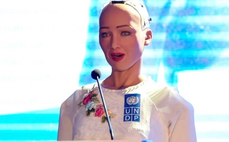 robot trí tuệ nhân tạo Sophia